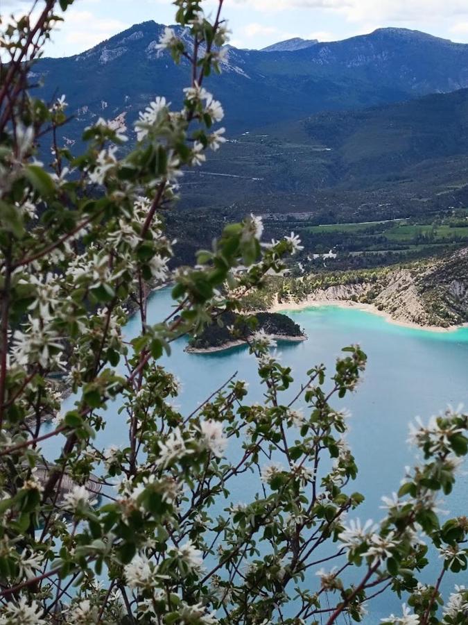Camping Les Lavandes, Castellane Exterior photo